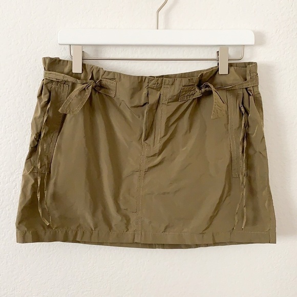 Scrupoli Made in Italy Nylon Mini Skirt - Picture 1 of 12
